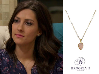 The Bachelorette necklace worn by Becca Kufrin